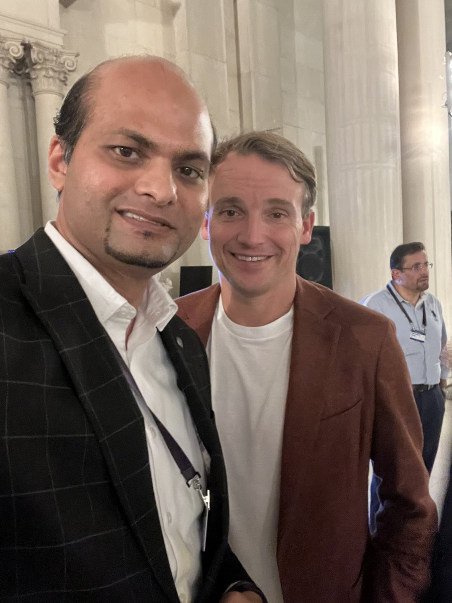 waqasaslamb's tweet image. Had an inspiring meeting with SAP CEO during #SAPSelect 2discuss the future of digitalization and the responsible dev of #GENAI It&apos;s great 2 see a leader like SAP embracing innovation while being committed to ethical AI. Together, we&apos;re shaping a brighter, more responsible future