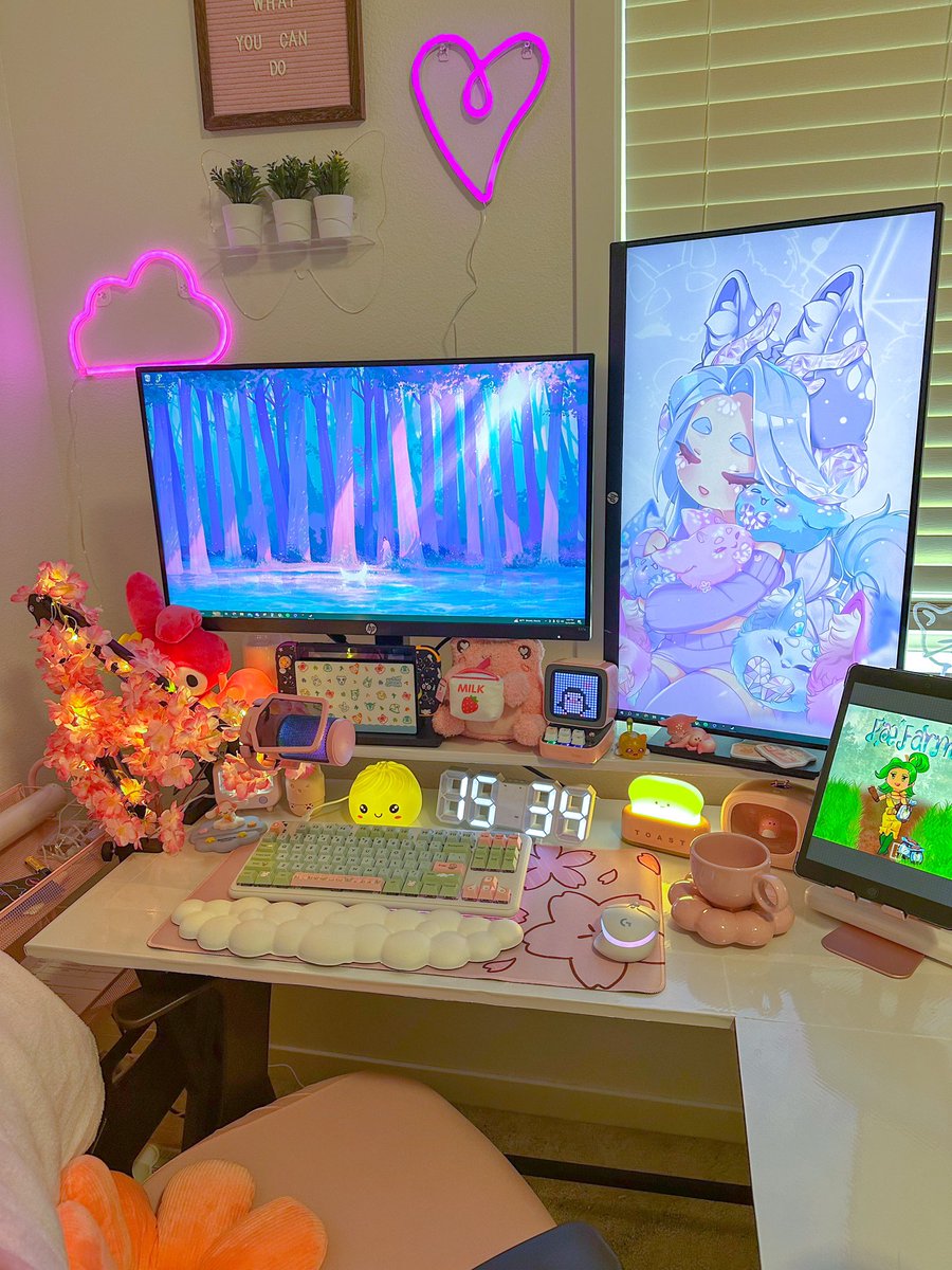 You get to see it before instagram - my desk upgrade. From black to white 🤍 

#desk #deskspace #deskdecor #deskinspiration #deskinspo #gamingdesk #pinkgamingaccessories #pinkgamingaccount #cozygamingsetups #cozysetup #cozydesk #cozygamingcorner #kawaiigamer #Kawaiigaming #