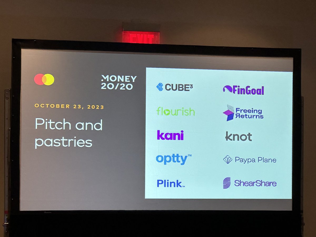 AMRayEsq's tweet photo. Pitches & pastries @ #Money2020 | #MLGlobalTech @jeffbodle @brianpslough @VentureCapitaly @AndrewJGray https://t.co/Wv42MJE4FI