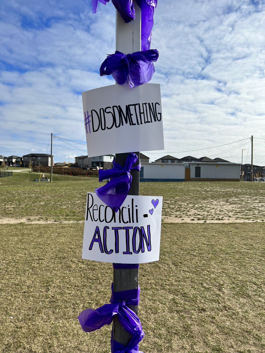 Today our owls are working together to walk 600km in memory of Chanie Wenjack, who attempted to walk the same distance home after escaping from a residential school. Sadly, Chanie did not survive his journey, so we will finish it for him 💜 #dosomething <a href="/oakwrdsb/">Oak Creek PS</a> <a href="/wrdsb/">Waterloo Region DSB</a>