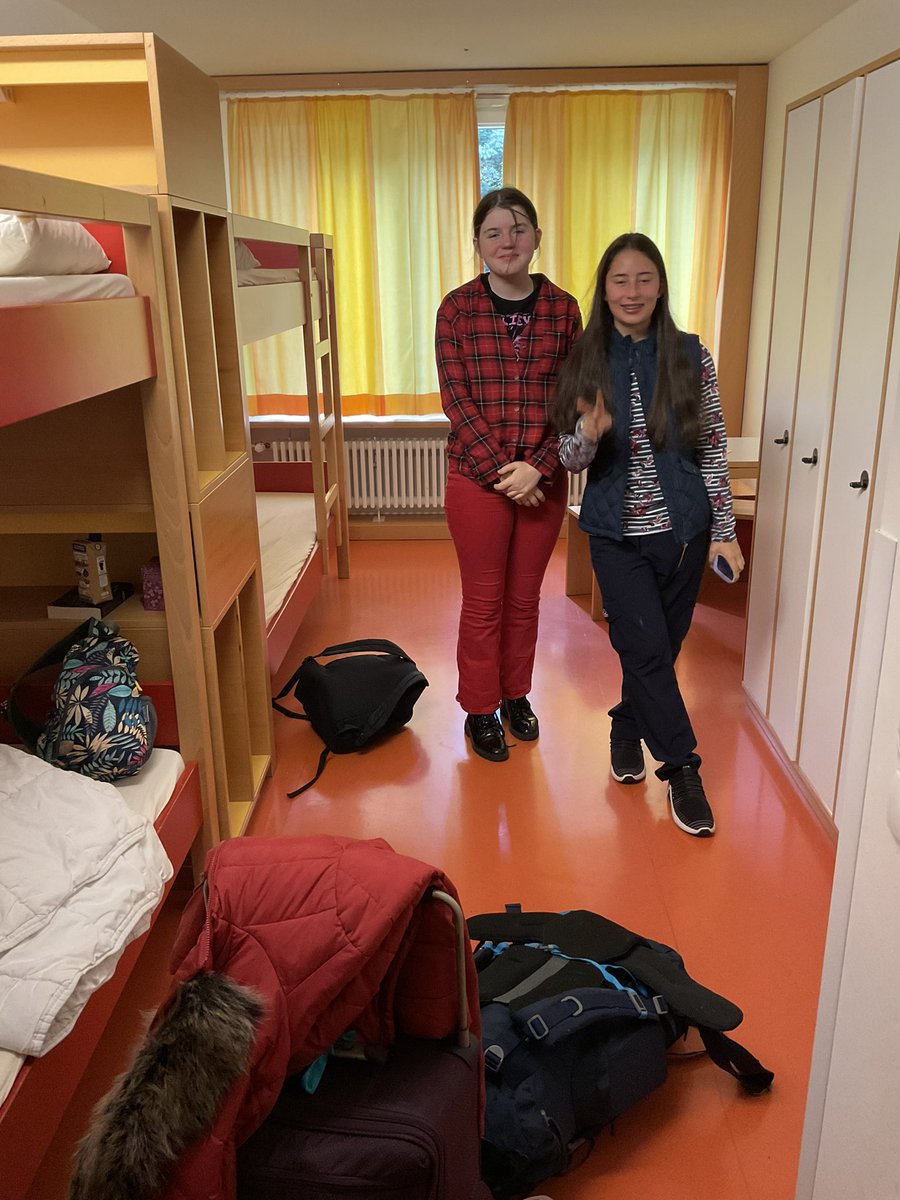 SGC_German's tweet photo. Room checks https://t.co/F1WGHxOWip
