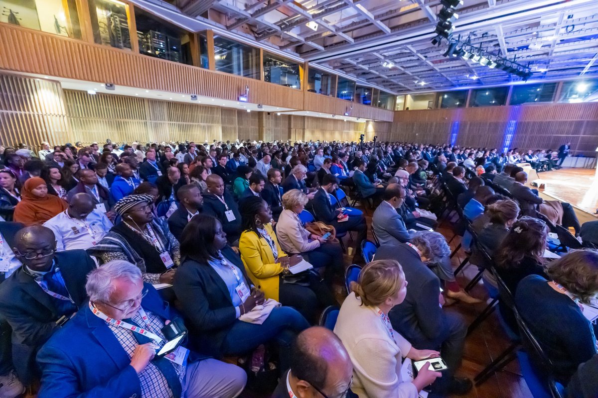 Très beau succès de la 5ème édition <a href="/ambition_africa/">Ambition Africa</a>  organisée par <a href="/businessfrance/">Business France</a>  France près de 1,8K participants français et africains en provenance de 41 pays du continent, 16 tables rondes sectorielles, plus de 80 speakers de très haut niveau, + 2K rendez-vous B2B