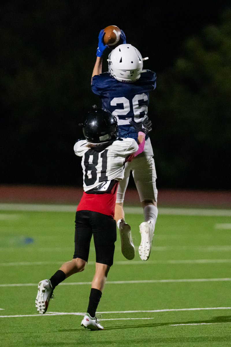 EMSBoysAth's tweet photo. 7th Grade Action Shots‼️

📸: JHelmick Photography 

#EMSDawgPound | #BTB https://t.co/C7r8oUE0BQ