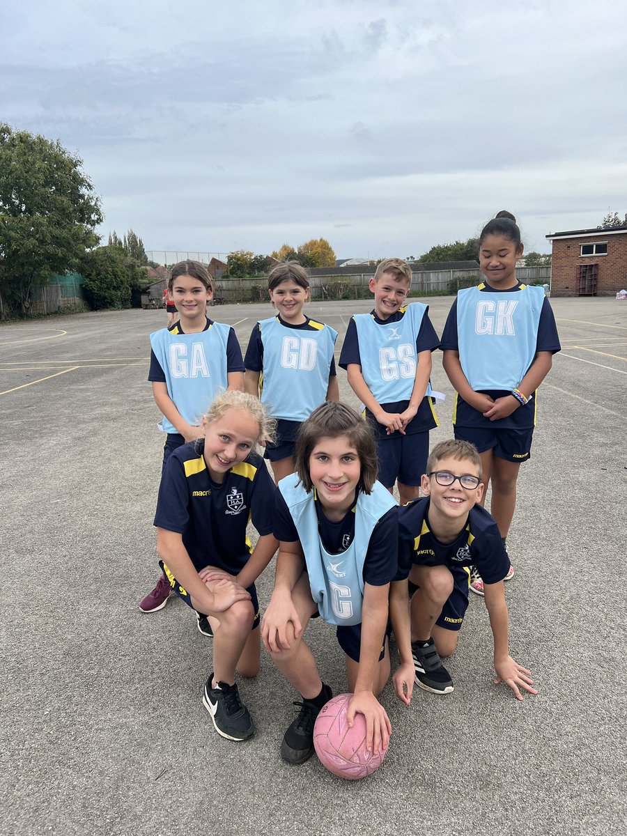 HighnamAcademy's tweet photo. Well done to our fantastic netball team who won 5-2 against Elmbridge today! https://t.co/agIxmtgjd0