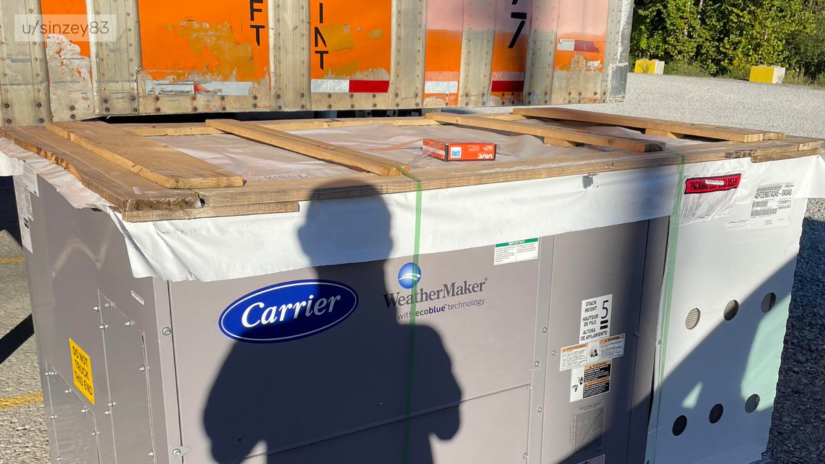 Do you remember your first big commercial/residential job?

#Carrier #RooftopUnit #CommercialHVAC #Heating #Cooling #HVACLife #TradesPerson #SkilledTrades #Technician #BlueCollar #ResidentialHVAC