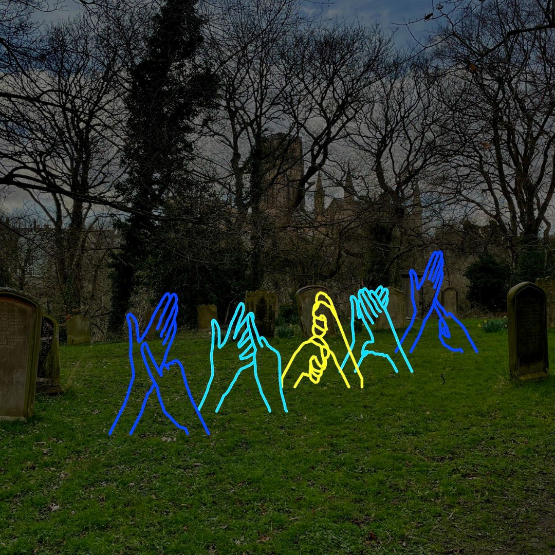 🤏 Signed Light, by Martin Glover, is a celebration of British Sign Language, fingerspelling the word LIGHT in this playful installation. 

📍: St Oswald’s Churchyard
📅: 16 -19 November 2023

#LumiereDurham #DurhamCultureCounty