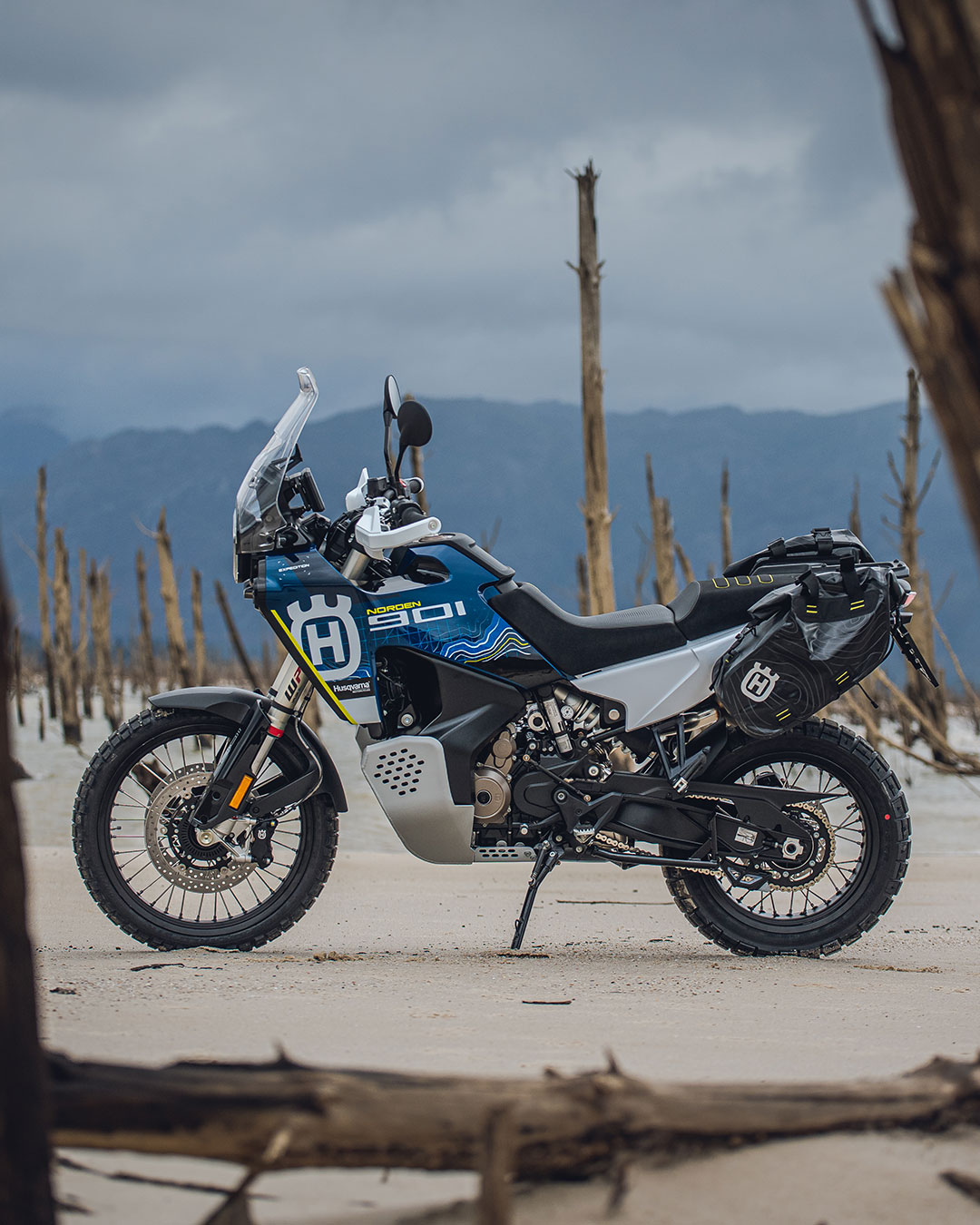 Husqvarna 2024 motorcycles 901