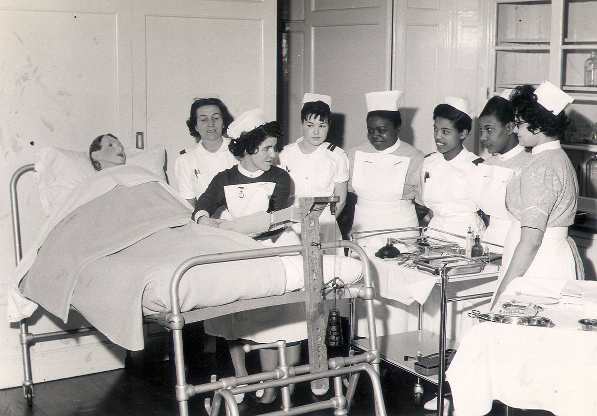 Leicester_News's tweet photo. There's still time to see this exhibition celebrating 75 years of the NHS and all those who helped create, and continue to sustain it.

Heart of the Nation, produced by Migration Museum is at Leicester Museum &amp; Art Gallery until 29 October.

Photo credit: Hornsey Journal https://t.co/CjapxgjmBP