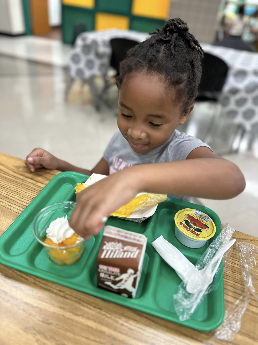 Child Nutrition tweet media