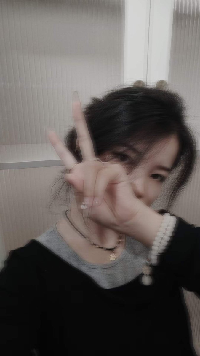 BiJbaoma's tweet photo. 好想做爱呀！！！！ https://t.co/BFbrnOp7PQ