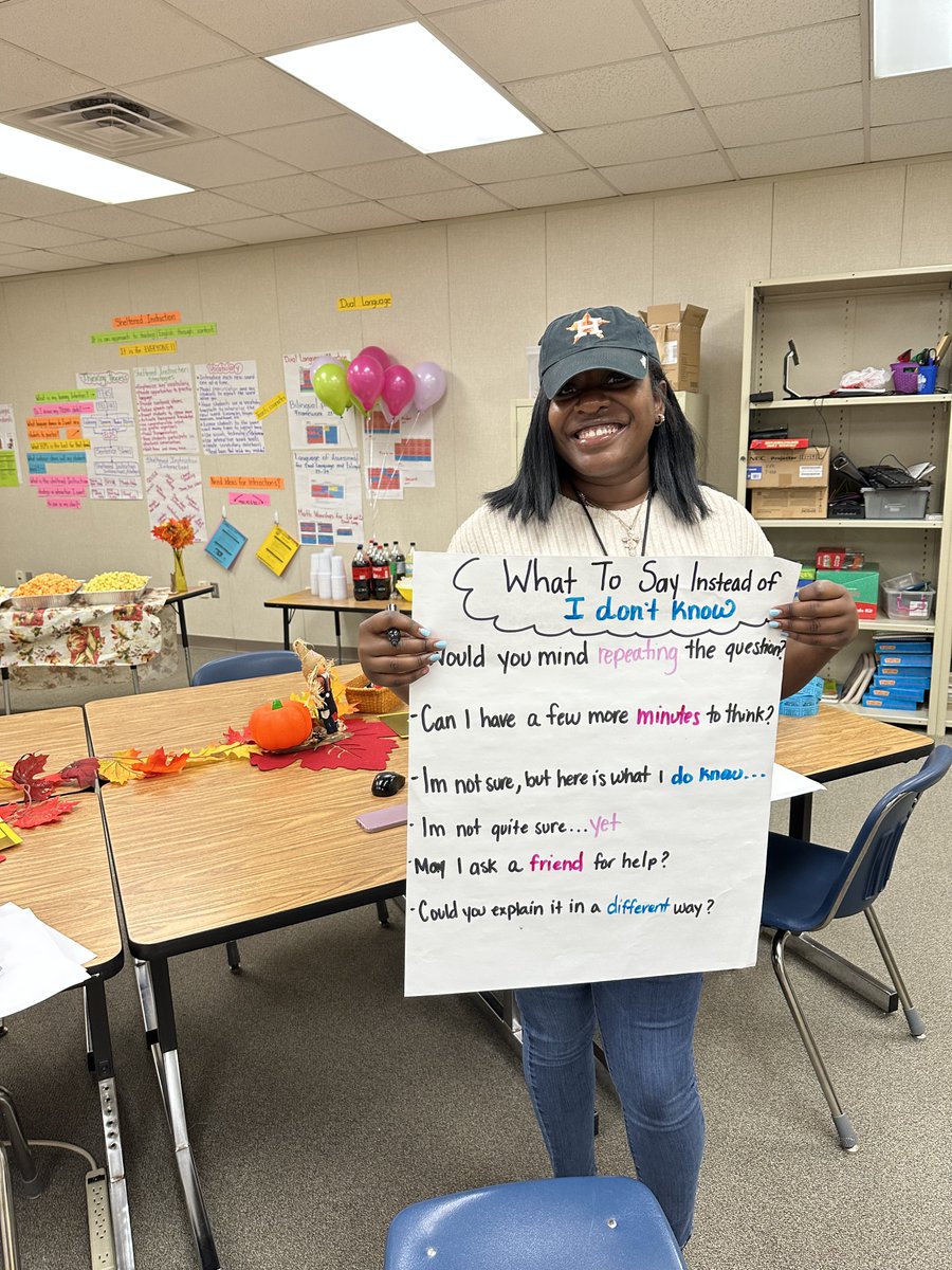 Popping into Sheltered Instruction bite-sized PD! 
 Teachers learned strategies and interactions to develop TELPAS domains for speaking and writing. They also learned about interactive word walls and vocabulary using Marzano's strategies. <a href="/FBISD_MSD/">FBISD Multilingual Programs</a> #FBISDbilingual  <a href="/LGE_Owls/">Goodman Elementary</a>