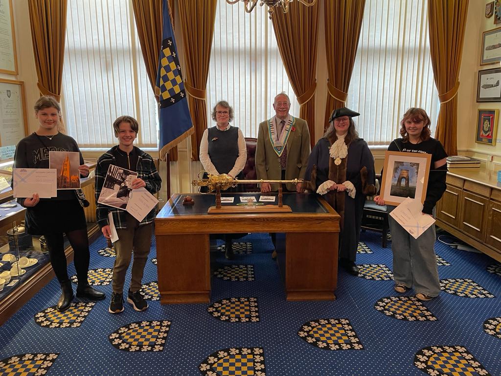 The winners of our photographic competition were presented with their prizes in the Mayor's parlour, by deputy mayor Cllr Charmaine Morgan.  Thank you to Charmaine and to Chris Taylor for the photo.