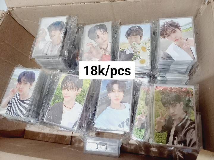 parfaitseung's tweet photo. Clearance Sale!

Aku mau bikin clearance sale buat pc album maxident, 2023 season greetings, mini plush hoodie di range 5-50k pas 25.10. Nanti bisa cek di https://t.co/OekrsDVaJy 😊 https://t.co/IO3bNjaaMn