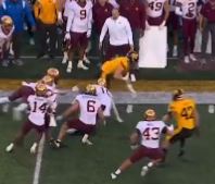 DaDukeWayneMane's tweet photo. @JeffWaldFox9 Pj right in front of it saw nothing wrong just stood there is disbelief and amazement. He did not challenge it he did not see anything wrong he knows he was saved by the refs hence the ear to ear smile. https://t.co/GAFs20tZEH