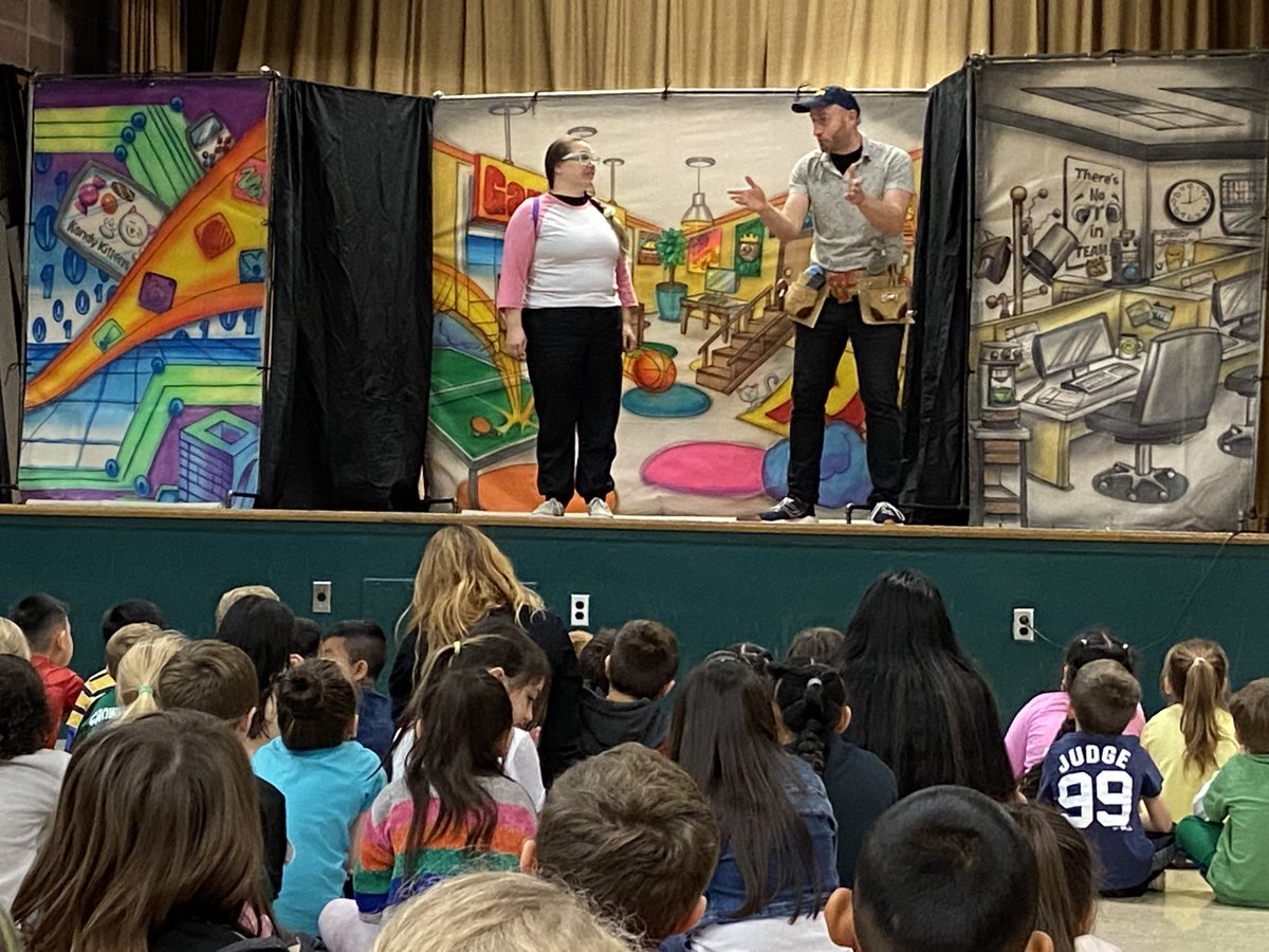 Elementary students in 1st - 3rd grade attended The National Theatre for Children's performance of 'Energy Endgame,' presented by Central Hudson. The performers delivered their message with tips on how to save energy. @CentralHudson