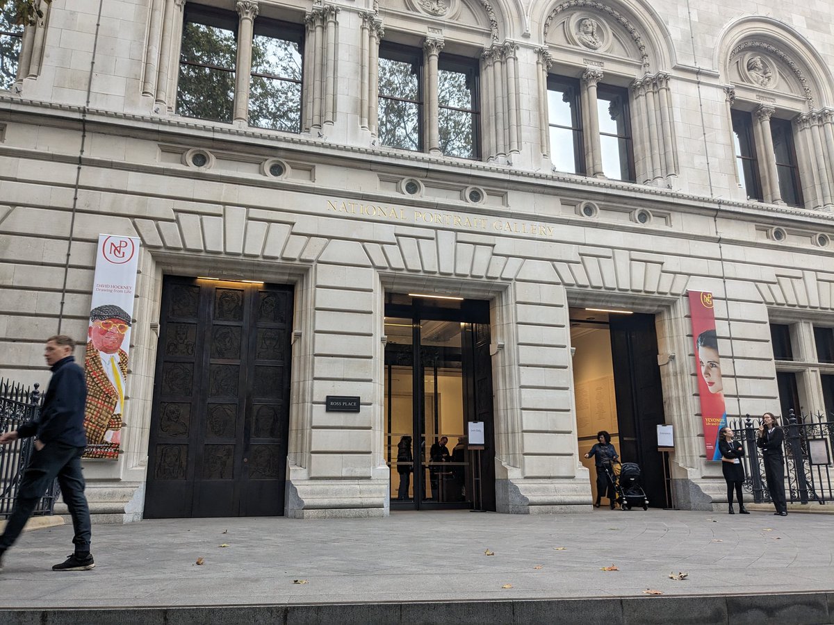 Oliver McCall tweet media