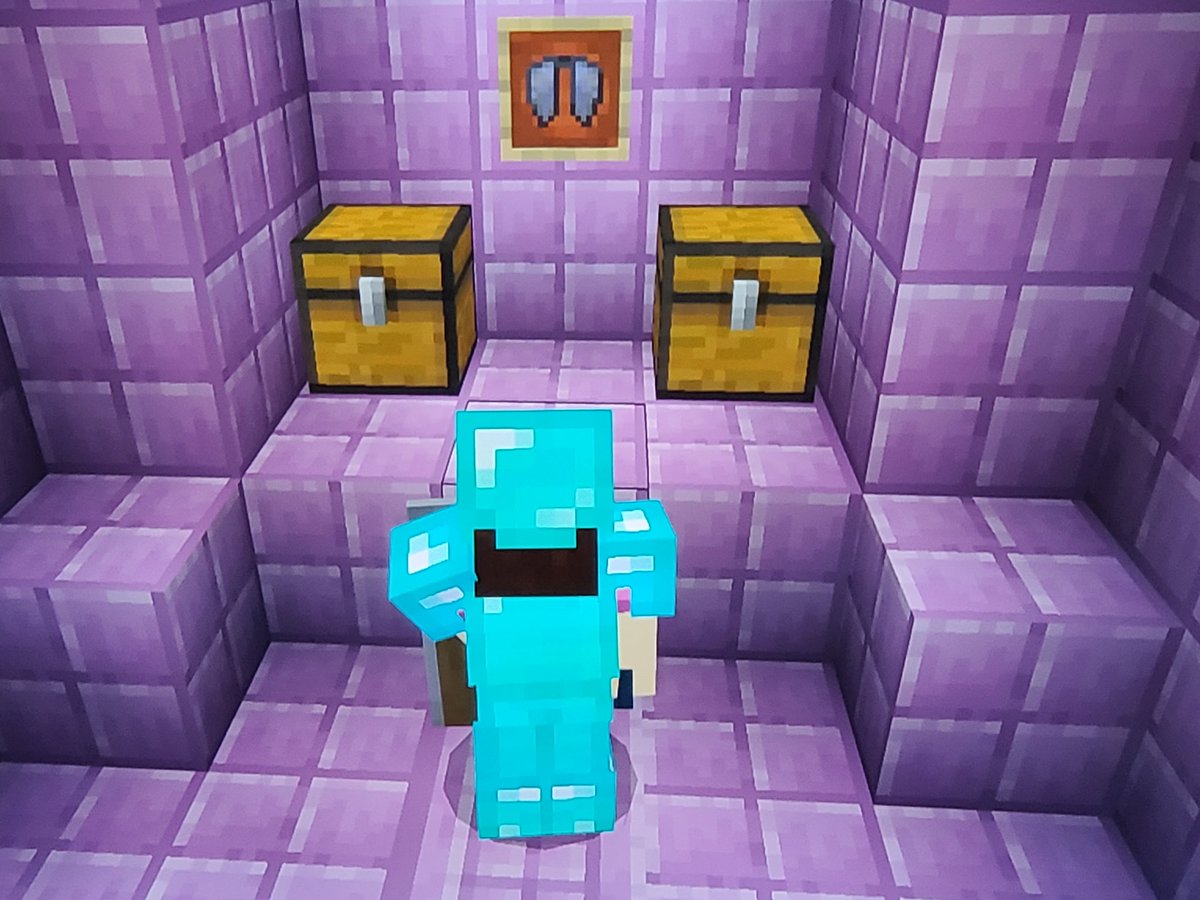 minecraft_coro's tweet image. 🆕️マイクラ95日目🏯
足りなくなった資材を取りに行き、耐久が減った防具をカンカンしてもう一軒のエンドシティへ！！
で、でかいっ！前の倍はあるよ！？
シュルカーの量もすごいっ(^o^;)
お宝・エリトラ・多量の殻頂きました！
#マインクラフト
#マイクラ統合版