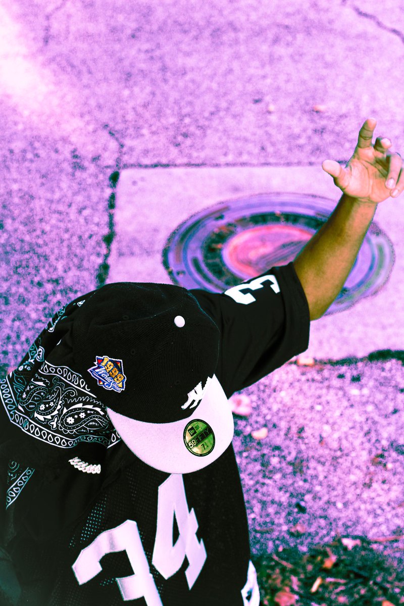 So I hope on the 405 and imma speed race