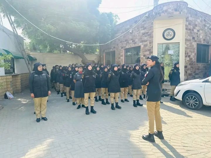 Unofficial Karachi Police tweet media