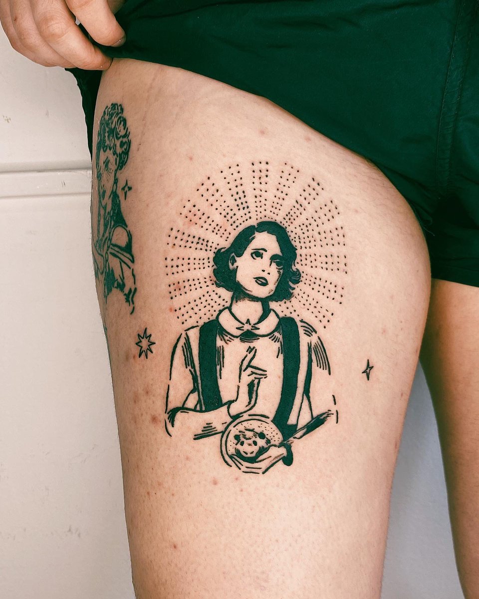julhaprux's tweet image. nossa senhora do sacrilégio uma tattoo de fleabag