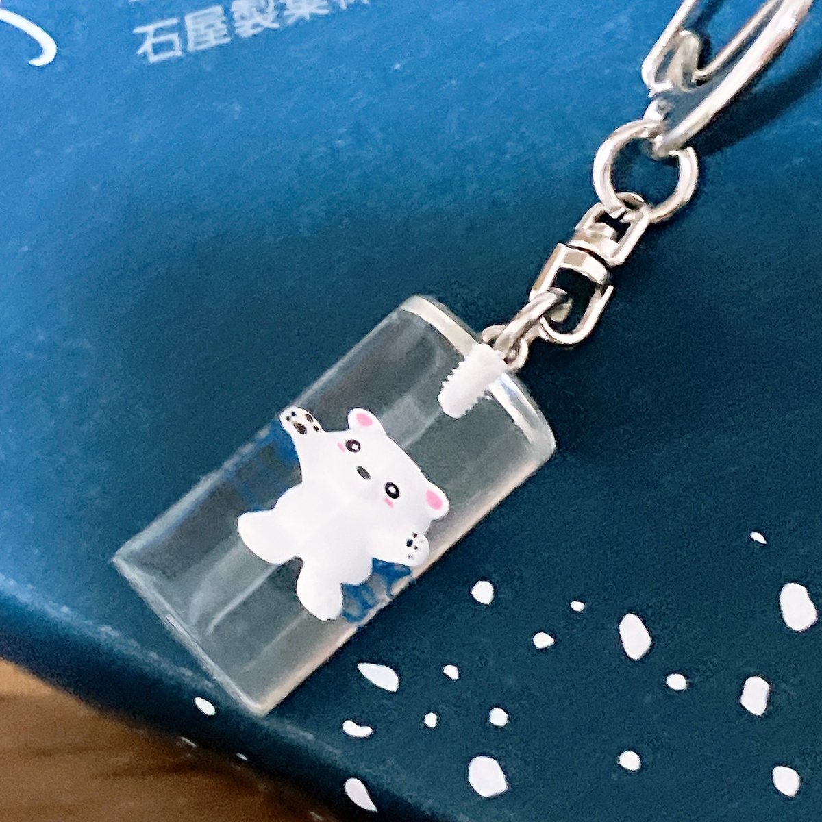 happym_k's tweet photo. ミスド沢山買った！！
ほんで、大好きなお文具さんとプリンさんを誕プレでもらったー！
ありがとう(￣▽￣)
それと弟から北海道のお土産貰った(￣▽￣)
ありがと～！！

#ミスド
#ポンデリング
#お文具といっしょ
#お文具さん https://t.co/wYnBZk7X0G