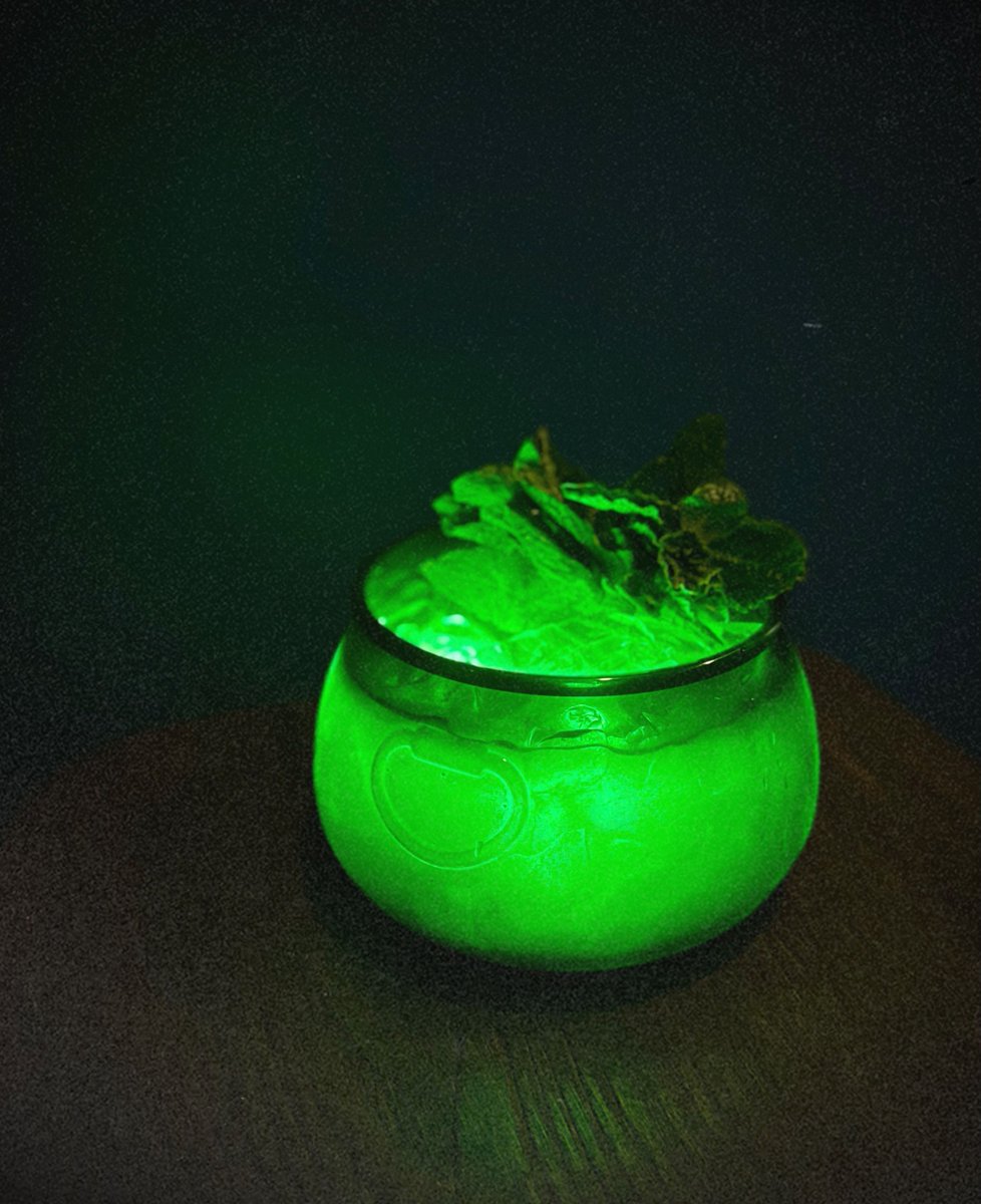 Something wicked is brewing for you this Halloween at Mitch e Amaro… 

Freaky Tiki is next week 👻

Cauldron, Boil Me
Gin, Faccia Brutto Centerbe, lime, orgeat, pineapple, pimento bitters. This drink serves two, so bring a friend!