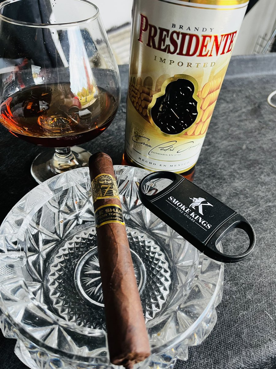 chris73garza's tweet photo. My current situation https://t.co/7AhyB4RMB5
