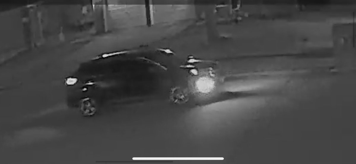 The 17yo’s mom stresses Keith Slaughter was in no way involved in gangs, drugs, etc. “regular teen in the wrong place at the wrong time” Second pic is of second group of dark colored vehicle w/ “persons of interest” who sped away after shots fired.