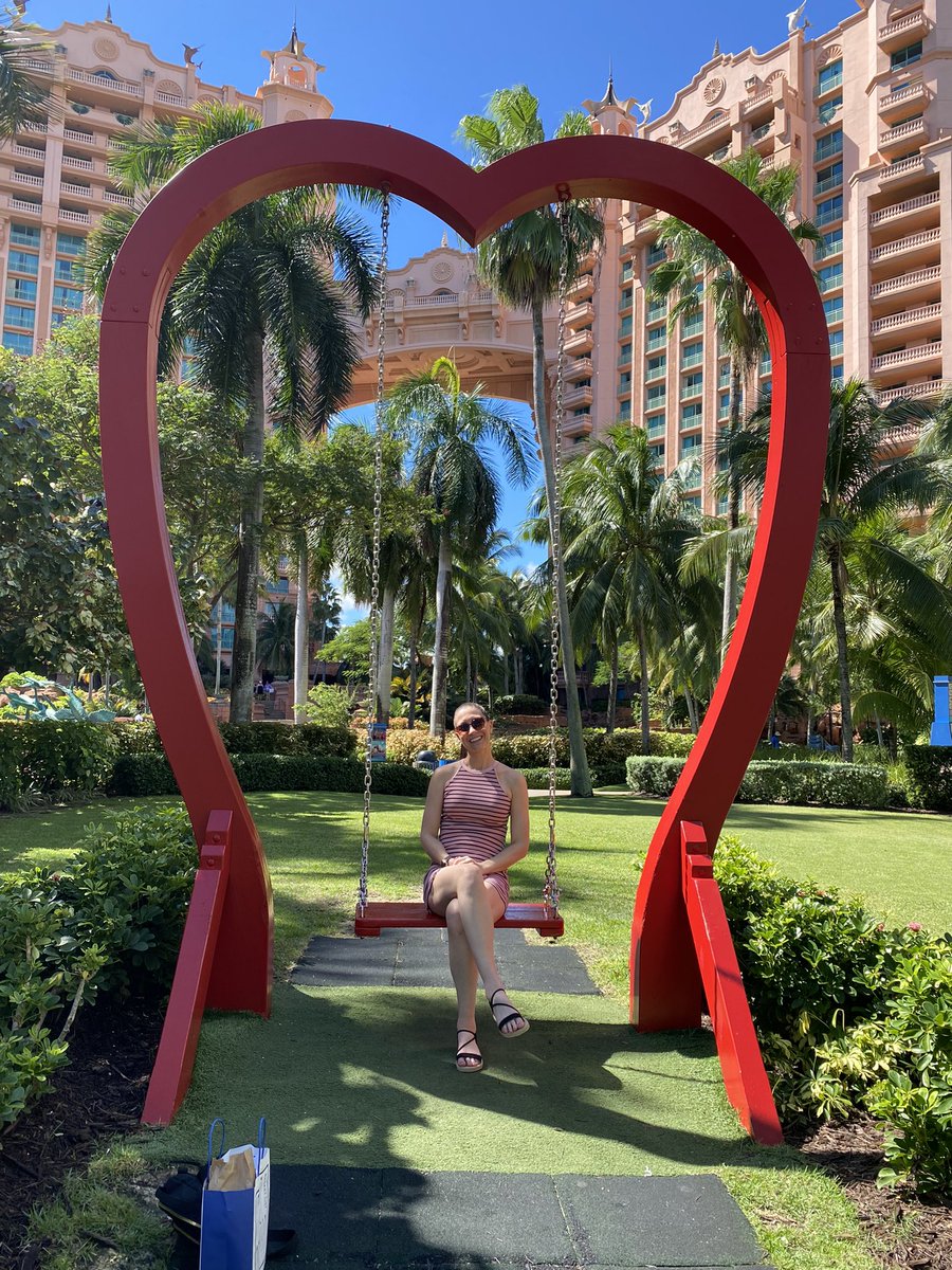 Bahamas with my beautiful daughter 🌴☀️🌴
