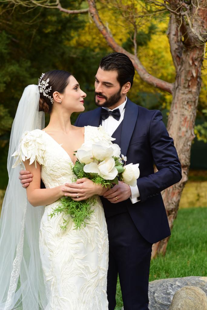 notmiransgirl1's tweet photo. 😭😭😭😭😭😭😭😭😭😭😭
#HelCem #AkınAkınözü #KaderiminOyunu https://t.co/0ZDsyWnwJf