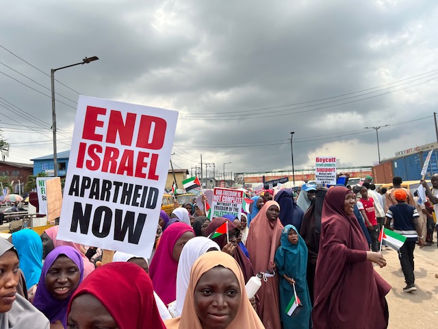 AIbnsalaam's tweet photo. Nigerian Muslims hold rally for Palestine in Lagos, call for peace in Gaza
#Gaza
#SaveGaza
#IsraelTerrorists
#FreePalaestine #Hamas #WeAreAllGaza #SaveHumanityingaza
#طوفان_الأقصى https://t.co/y8qbznMtwj