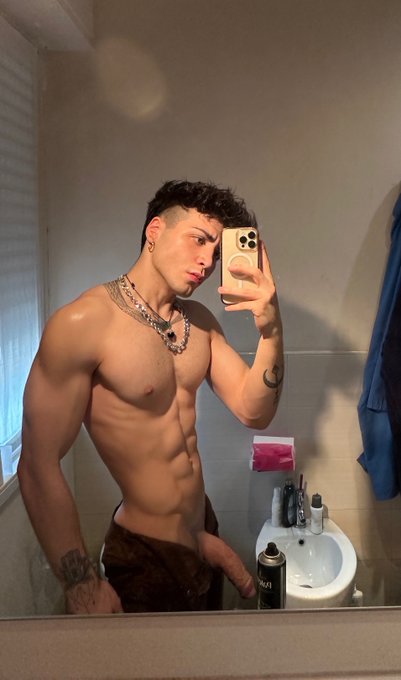 bigger than your bf even soft yupppp https://t.co/fV74cgSFTR