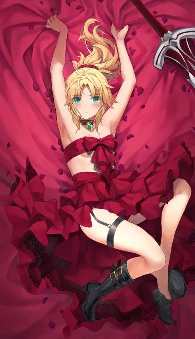 モードレッドの赤いふりふりドレス 