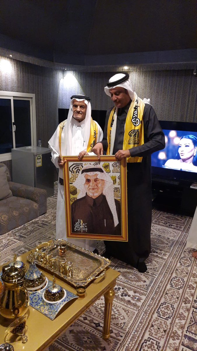 رئيس وأعضاء بصمة اتحادي يشكرون العم سعيد رمزي الغامدي (رئيس مجلس جمهور الاتحاد بالرياض) على كل الجهود التي قدمها فترة رئاسته للمجلس لسنوات طويلة 
ونبارك لرئيس المجلس الجديد الاستاذ  أحمد يوسف حلمي رئيس مجلس جمهور الاتحاد بالرياض
والاستاذ عبدالرحمن هاني الطويرقي مشرف المجلس