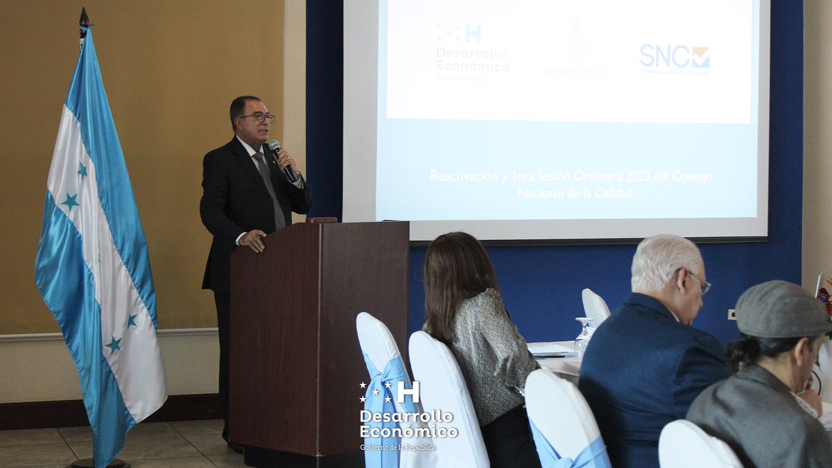 Hoy se realizó la primera sesión ordinaria del año 2023 y reactivacion del Consejo Nacional de la Calidad en Honduras. 

Este consejo es un órgano colegiado del Sistema Nacional de Calidad y está integrado por maximas autoridades del sector público, privado y académico.