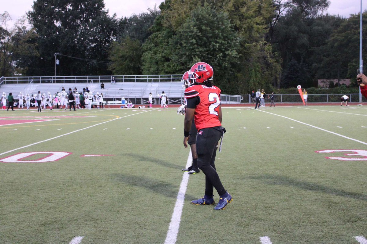 Check out my junior season highlights wk 1-9!!⬇️

hudl.com/v/2MDZw7

<a href="/TheD_Zone/">The D Zone</a> <a href="/RisingStars6/">Rising Stars Academy</a> 
<a href="/CoachEjLSHS/">Coach E.J.</a> @Shorians_FB <a href="/EMUFBRecruiting/">EMU Football Recruiting</a> <a href="/devingardnerXCI/">Devin GARDNER</a>