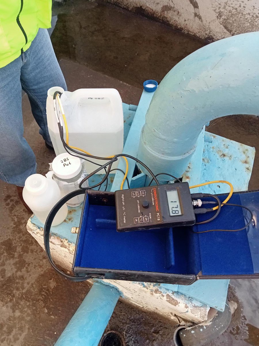 CEASTlaxcala's tweet photo. Nuestros capacitadores municipales realizaron el monitoreo de la calidad del agua en algunos municipios a través de los muestreos de las fuentes de abastecimiento que son el bacteriológico y el fisicoquímico.

Esto con fines de cerciorarse de que el agua no tenga contaminantes. https://t.co/2sedJ2YzRB