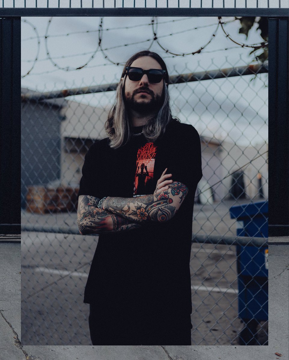 BAD OMENS tweet media