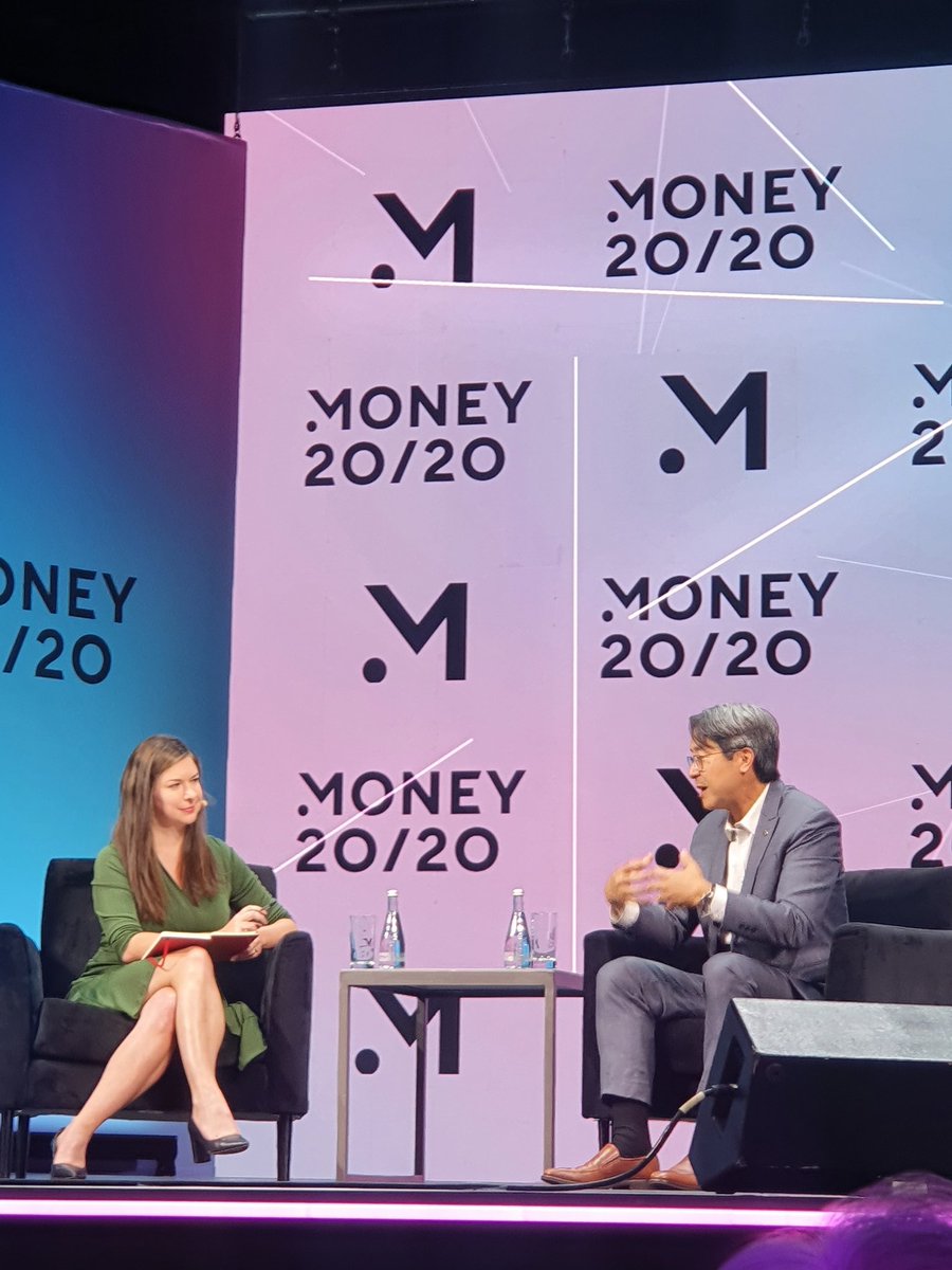 Taniachinos's tweet photo. Totally agree, "The fintech hype is reversing, now everybody wants to be a bank".  The reason: Trust
@tracyalloway and acting controller Michael J. Hsu @money2020 https://t.co/NtxDTEIYYu