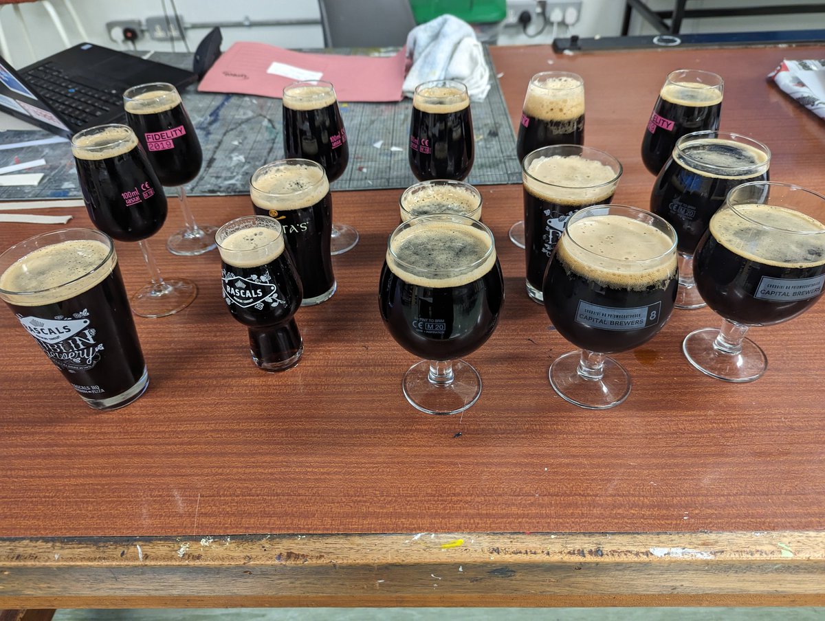 The students on the Craft Beer Brewing course finally get to taste their own beer tonight, we brewed it in Week 2, an Irish Stout. A blind taste test against 4 commercial stouts, let's see how they did! I'll reveal the commercial beers later 

@ICFEnightschool