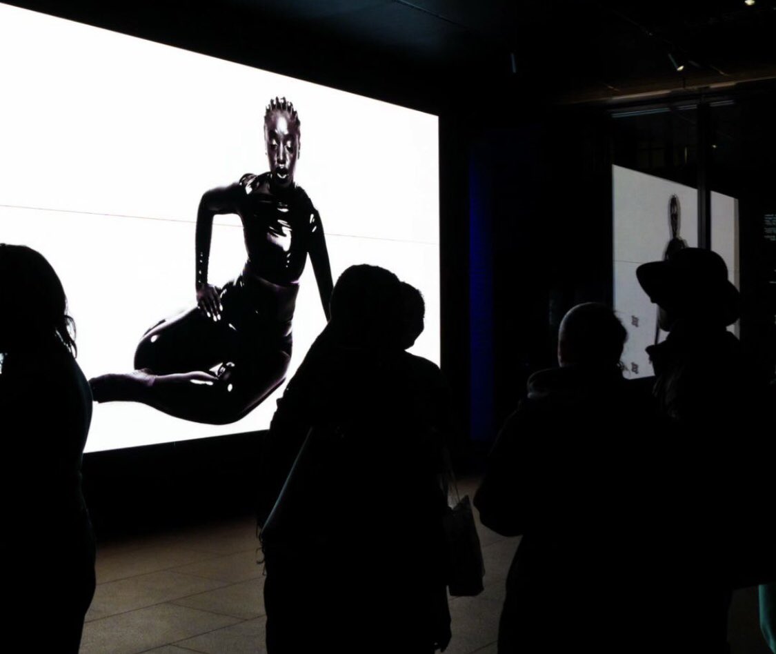 LoveCamden's tweet image. Good news! #FromTheLensToRunway will be extended until the end of the month. Explore this SUPERB #DigitalInstallation, celebrating Black joy, freedom and community, curated by @EMMANUELSUGO.

📅now until 31st October
📍@OuternetGlobal, WC2H 8LH
🎟️FREE!

lovecamden.org/lens-to-runway