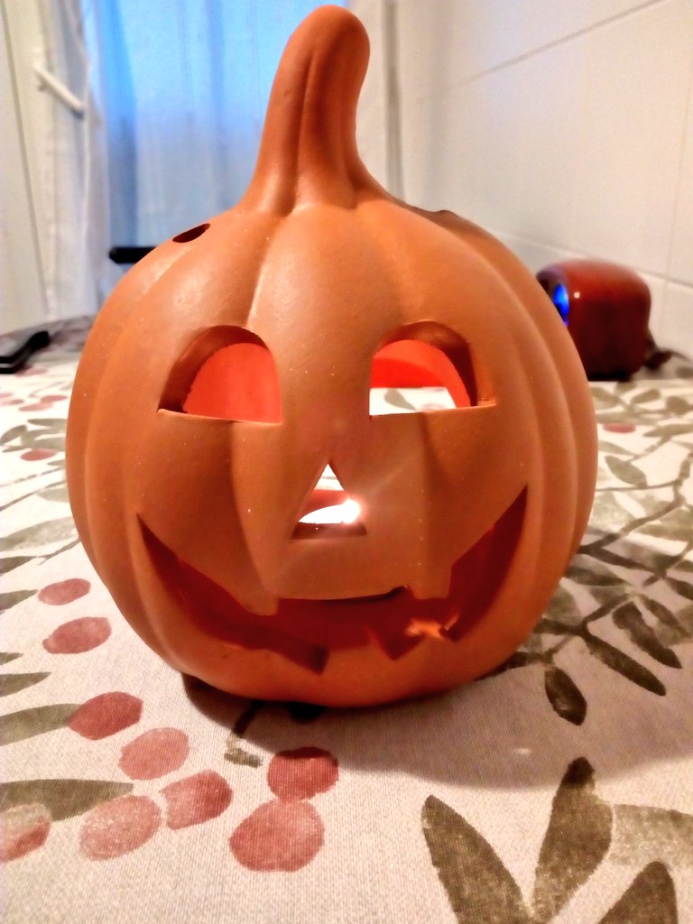 AndreaObre_Art's tweet photo. 🎃🎃🎃

#Cantabria #samuin #shamain #Halloween2023 https://t.co/3vPKKMErBy