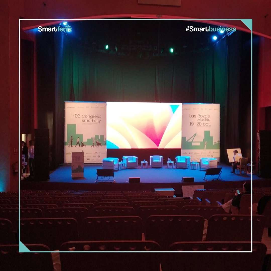SmartfenixE's tweet photo. 👏 ¡Seguimos formándonos para seguir creciendo!

Los pasados 19 y 20 de octubre asistimos al Congreso Internacional de la @RedRECI donde se pusieron en común las tendencias, buenas prácticas y retos que presentan las Ciudades Inteligentes. https://t.co/RHV750xFcc