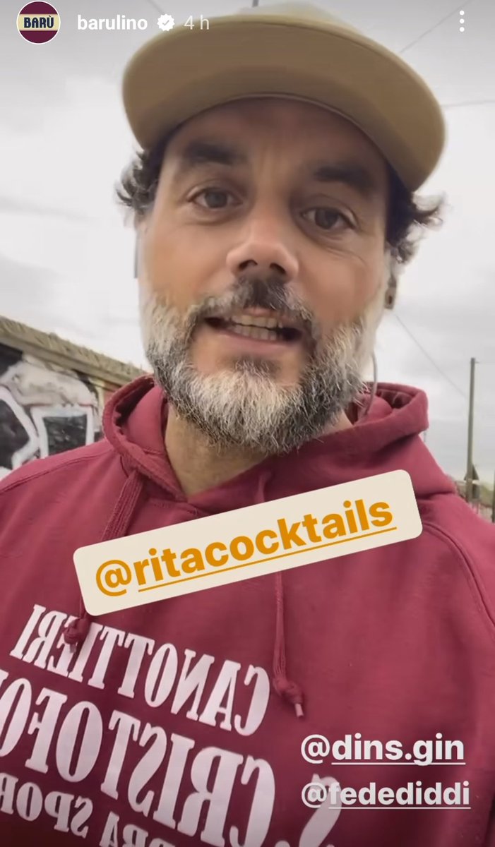 cipcipdlo567's tweet photo. #barulino tornato a bomba 💥 tra addominale da abbinare al maglioncino per Natale🤭 la serata giovedì al Rita's di #fedediddi con #dinsgin e l'evento in Sardegna il 28 ottobre (ANDATE!) #baru #teambaru https://t.co/l6sBscK18h
