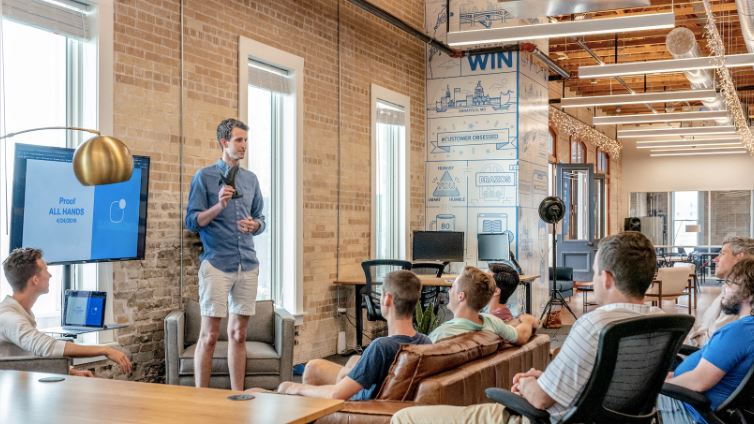 MikeSchiemer's tweet photo. How To Nurture Cognitive Agility For Lean Startup Success https://t.co/dX73IpXryh
#Agile #Agility #LeanStartup #TheLeanStartup #EricRies #Startup #Startups #StartupWeekend #StartupGrind https://t.co/On8ITHK5Z3