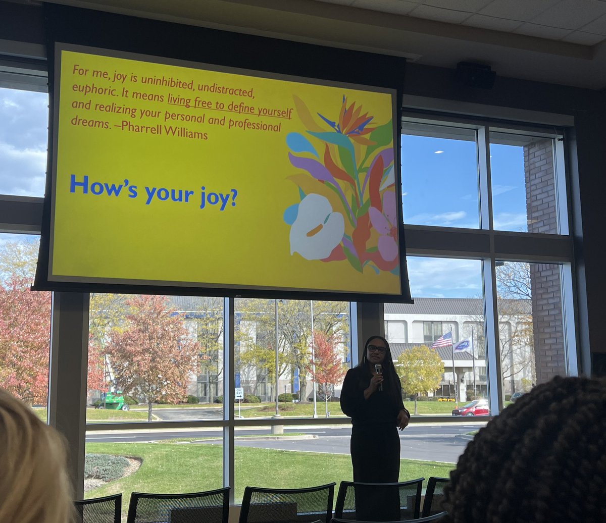 Julie Powell (she/her) tweet media