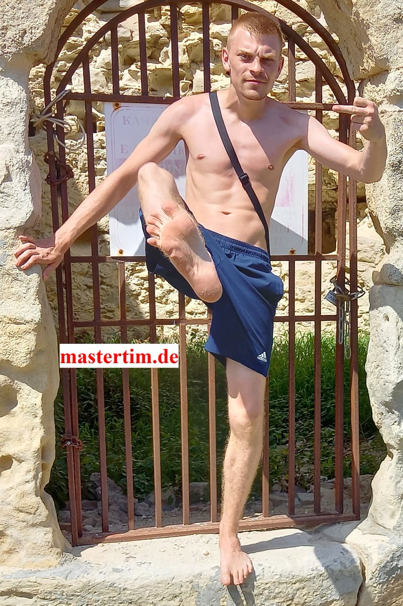 kingtim2012's tweet photo. The #germanmaster and #footmaster #blueboss and his #maleeet 790 photos on #mastertim https://t.co/gHhbUTZ6or https://t.co/wcY3kooBhJ
