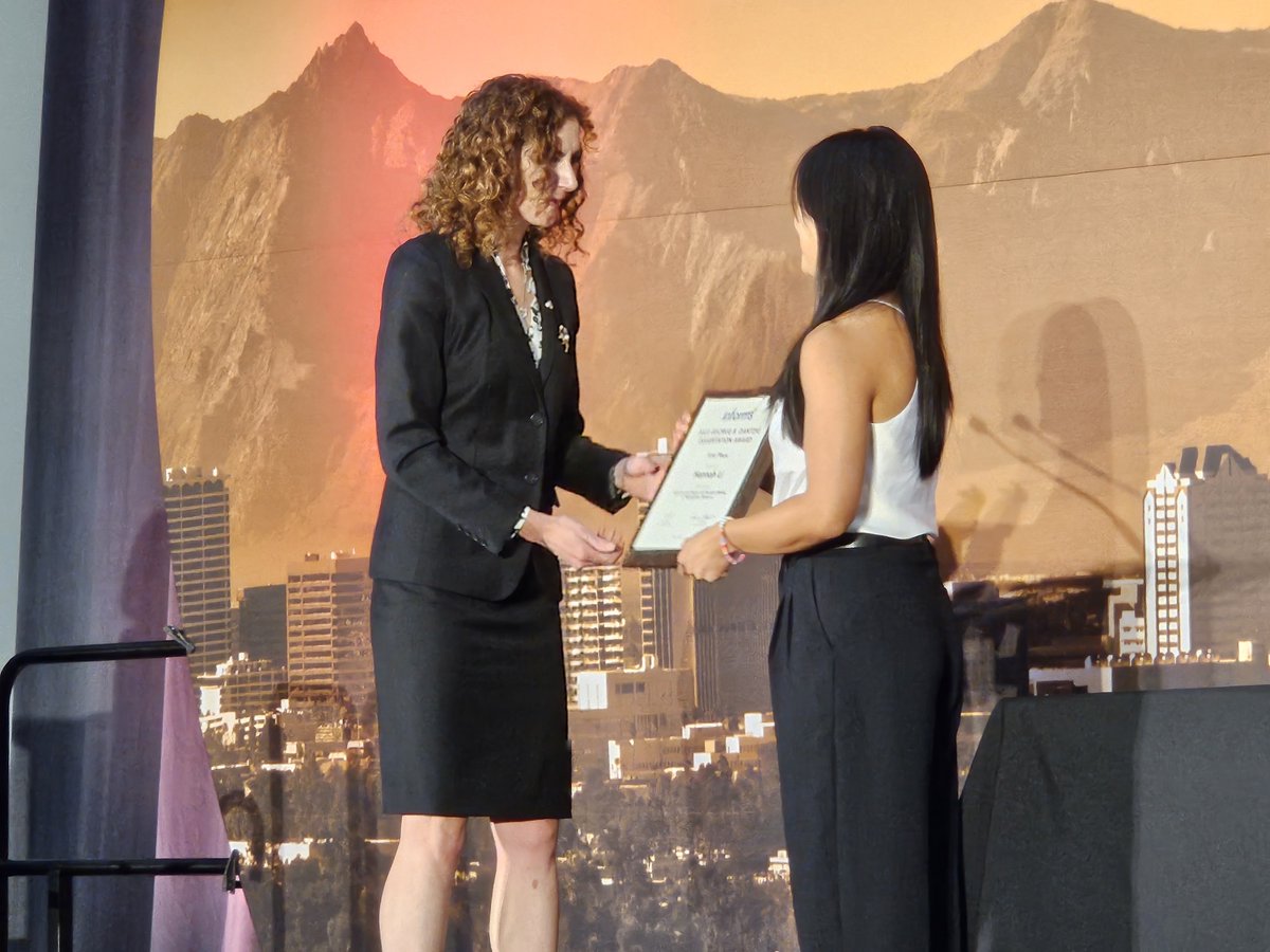 hannahq_li's tweet image. Honored to have my work on marketplace experimentation recognized by the Dantzig Dissertation Award and the MSOM Service Management SIG best paper award at #INFORMS2023 last week!