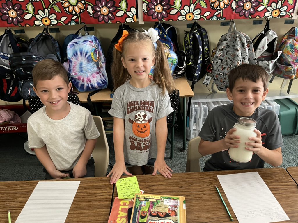 SouthBosque's tweet image. Mrs. N^’s super scientists shook cream until it turned into yummy butter! 🧈💛😉
#statesofmatter
#solidliquidgas