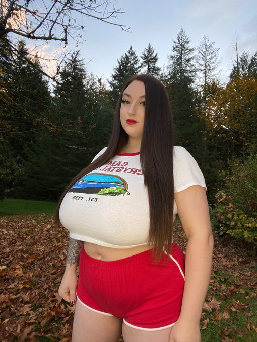 Camp Crystal Lake counselor ❤️ https://t.co/Rpq9xQzMd6